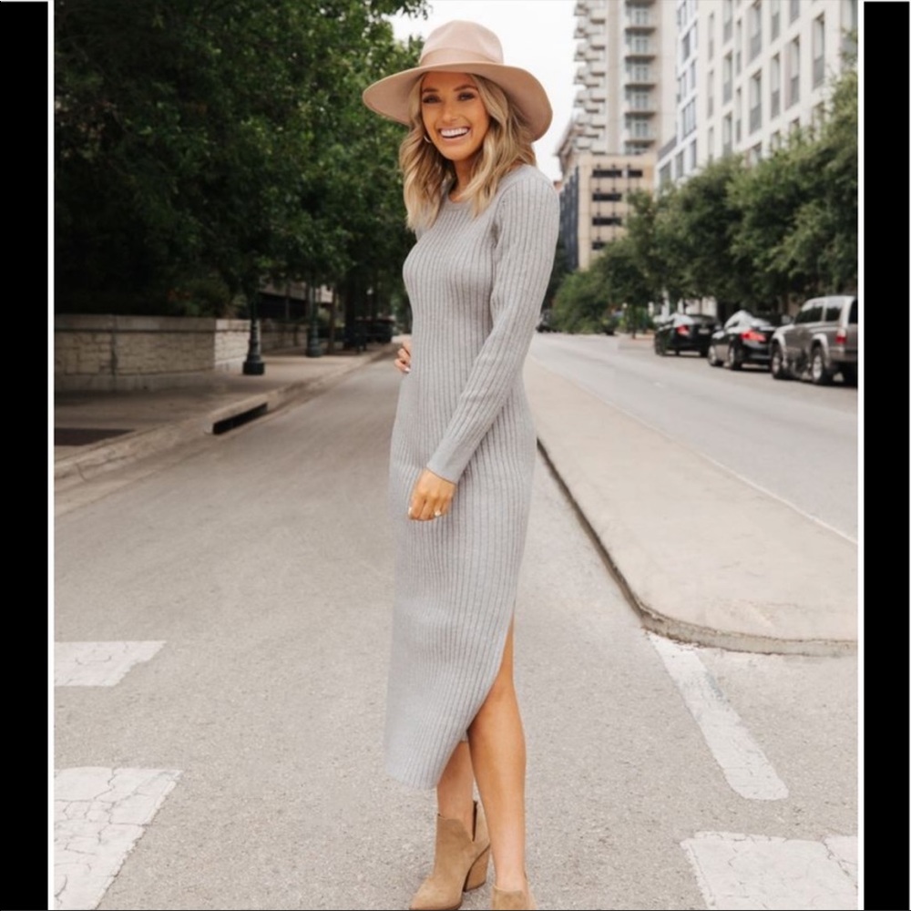 Wayf Light Gray Ribbed Knit Midi Dress